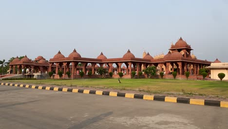 Shree-Swaminarayan-Mandir-at-Kolkata