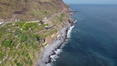 Views-of-the-beach-in-Ponta-Do-Sol,-Madeira