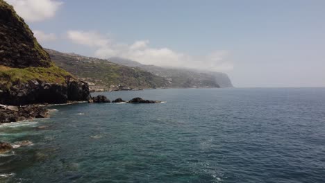 Going-through-the-arch-on-the-sea-at-Ponta-Do-Sol-in-Madeira