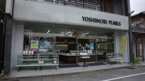 Japanese-Rural-Town-with-Pearl-Shops-at-Ago-Bay-in-Mie-Prefecture