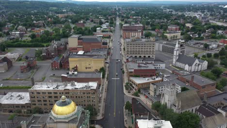 Gold-dome-in-Utica-pull-back-Aerial-4K