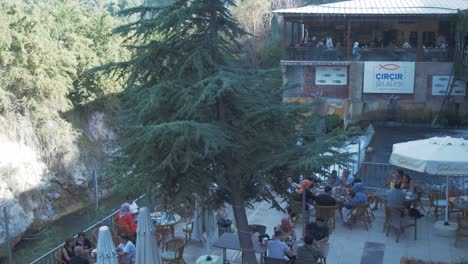 Circir-Selalesi-Restaurante-De-Mariscos-Toma-Panorámica