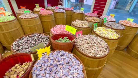 Candy-World-Einzelhandelsgeschäft-Am-Fisherman&#39;s-Wharf-In-Cannery-Row