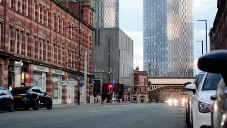 Manchester,-Cheshire,-Reino-Unido,-Deansgate-Road