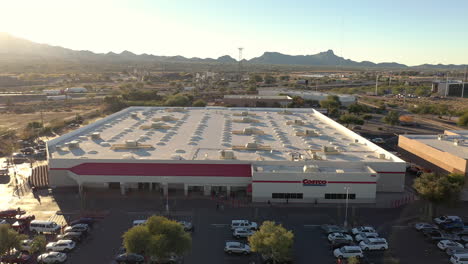 Tucson,-Arizona,-Costco-Großhandelsantenne-Des-Gebäudes-Und-Des-Vordereingangs