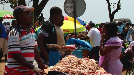 Butcher-selling-cuts-of-meet-at-the-market-in-Sao-Tome-and-Principe