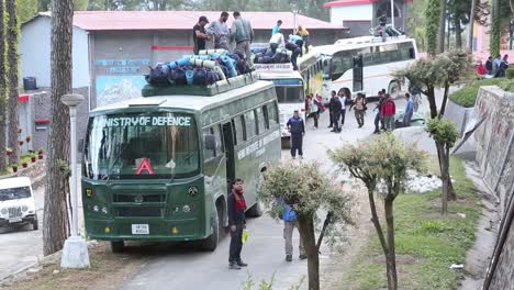 Trainees-of-Nehru-Institute-of-Mountaineering-packed-their-Rucksack,starting-their-journey-to-reach-their-destination