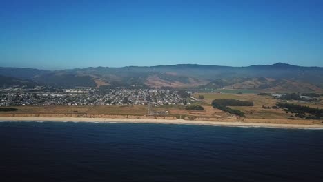 Küstenklippen-Aus-Der-Luft-Von-Half-Moon-Bay-In-Der-Nähe-Von-San-Francisco-Bay-Area,-Kalifornien-Usa