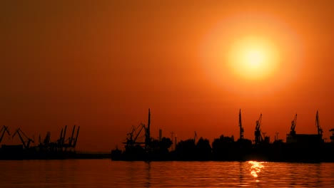Golden-low-giant-sunset-at-the-harbor