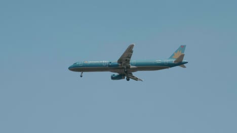 Vietnam-Airlines-Airbus-A321-231-Vn-a603-Acercándose-Antes-De-Aterrizar-En-El-Aeropuerto-De-Suvarnabhumi-En-Bangkok-En-Tailandia