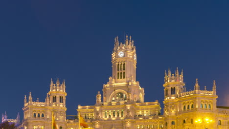 Zeitraffer-Des-Kommunikationspalastes,-Rathaus-Von-Madrid-Bei-Sonnenuntergang