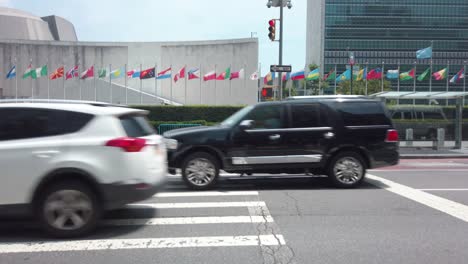 Tilt-down-shot-of-the-facade-of-the-UN-building-in-New-York