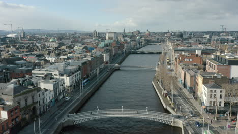Aerial-view-over-the-River-Liffey-in-Dublin
