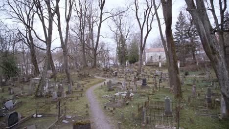 Wide-Panorama-of-Bernardinai-Cemetery-with-Gravestones-and-Tombstones-with-Graves