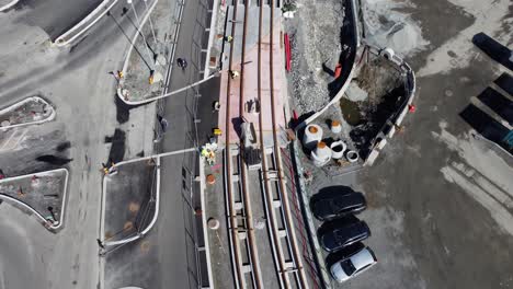 Arbeiter,-Die-Bauarbeiten-Durchführen,-Bauen-Stadtbahn-Bergen-Stadtbahn-Bybanen-Straßenbahn---Luftaufnahme