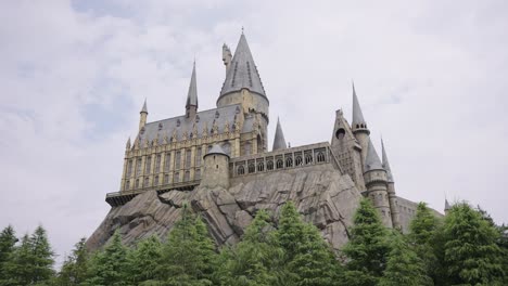 Schloss-Hogwarts-In-Der-Magischen-Zauberwelt-Von-Harry-Potter,-Universal-Studios
