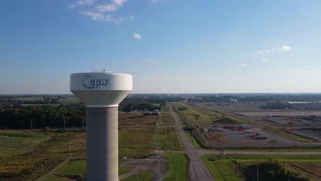 Torre-De-Gas-Y-Agua-Y-El-Vasto-Paisaje-Rural-En-Clarksville,-Tennessee