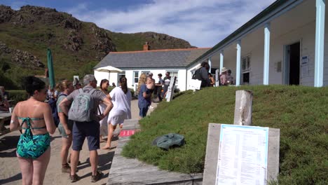 Food-and-drink-area-that-serves-tourists-at-Kynance-Cove-in-Cornwall,-UK