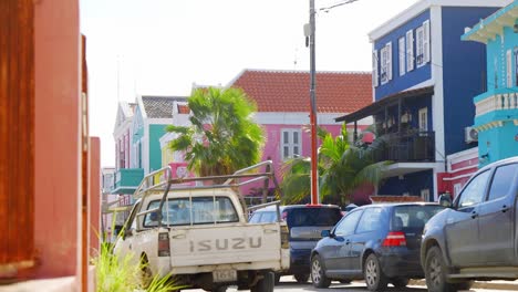 Hermosos-Y-Vibrantes-Edificios-Del-Patrimonio-Mundial-En-El-Distrito-De-Pietermaai-Cerca-De-Willemstad-En-La-Isla-Caribeña-De-Curacao