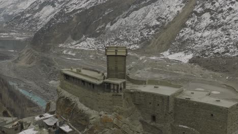 Antena-Sobre-Altit-Fort-En-El-Valle-De-Hunza