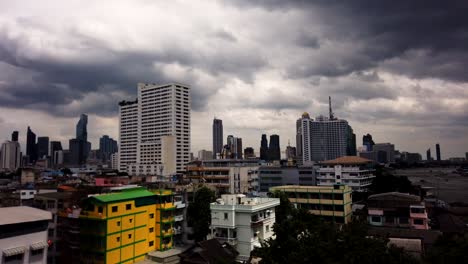 Chaophraya-River-is-filled-with-history-and-culture