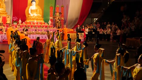 Ceremonia-De-Caminata-De-Los-Monjes-Durante-El-Festival-Del-Cumpleaños-De-Buda-En-El-Southbank-De-Brisbane-2018