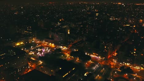 Imágenes-Aéreas-De-Drones-De-La-Plaza-Y-El-Congreso-Nacional-En-Buenos-Aires,-Argentina