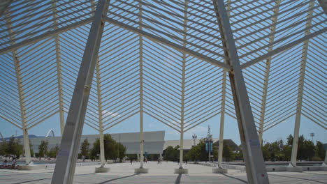 Imágenes-Del-Arco-En-El-Estadio-Oaka-Realizadas-Por-Calatrava-Para-Los-Juegos-Olímpicos-De-Atenas.