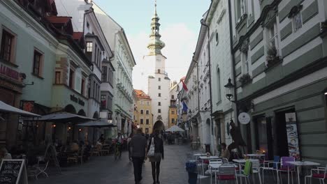 Michael's-Gate--pan-up-from-Michalska-street,-Bratislava