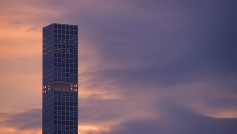 Cuatro-Tres-Dos-Edificios-De-Park-Avenue-Al-Atardecer-En-Manhattan,-Nueva-York