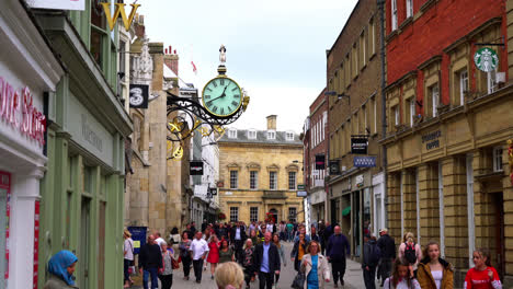 York-England,-circa-:-Shopping-area-at-Stonegate-street-in-York,-UK