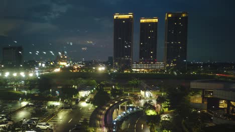 Time-lapse-De-La-Vista-De-Bsd-Serpong-Desde-El-Mediodía-Hasta-La-Noche-En-ángulo-Alto-Y-Obturador-Lento