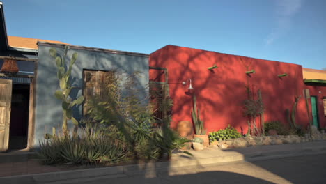 Panoramic-View-At-The-Old-And-Historic-Colorful-Homes-At-Barrio-Viejo-In-Tucson,-Arizona-USA