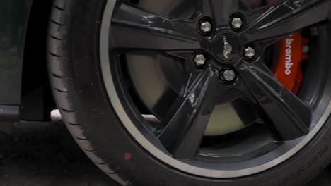 Product-showcase-of-a-Ford-Bullitt-Mustang-wheel-and-brake-caliper