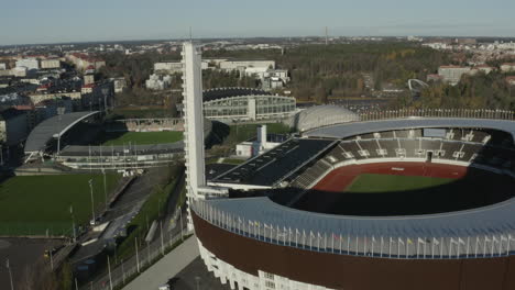 Estadio-Olímpico-Y-Estadio-De-Fútbol-Bolt-Arena-En-Helsinki,-Finlandia