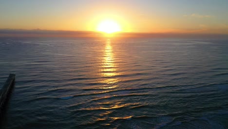 Amanecer-Espectacular,-Costa-Dorada-De-Australia,-Panorama-Espectacular