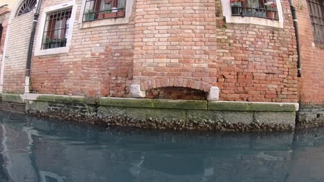 Taking-a-gondola-ride-in-Venice,-Italy-is-a-must-when-you-visit-this-city