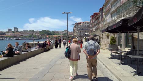 Ribeira---one-of-the-most-authentic-and-picturesque-parts-of-the-city-in-the-heart-of-the-old-town