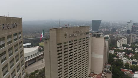 Rascacielos-Altos-Edificios-Del-Hotel-Polanco-En-El-Centro-De-La-Ciudad-De-México,-Antena