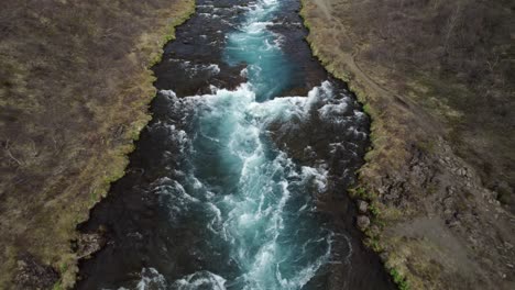 Fresh-water-river-turquoise-color-in-the-natural-Iceland-landscape