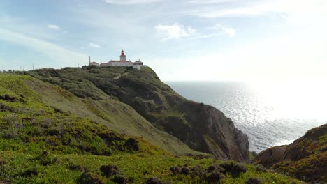 Leuchtturm-Cabo-Da-Roca-In-Der-Nähe-Des-Atlantischen-Ozeans,-Der-Den-Westlichsten-Punkt-Des-Europäischen-Festlandes-Markiert