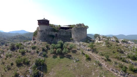 Petrelë-Castle--above-sea-level