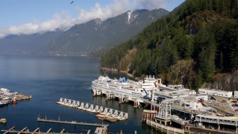 BC-Ferries-Terminal-In-Horseshoe-Bay-In-Vancouver,-BC,-Canada