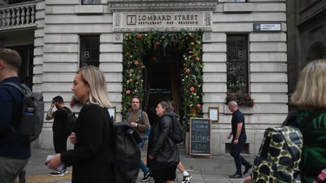 Restaurante-Y-Bar-De-Lombard-Street,-Banco,-Londres,-Reino-Unido