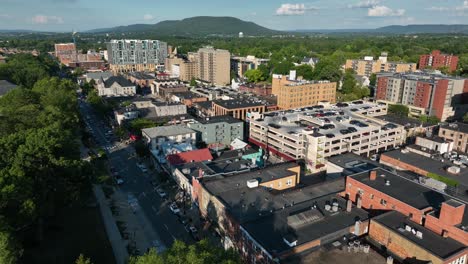 College-Avenue-Und-Downtown-State-College,-Pennsylvania