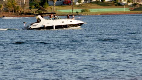 Motorboating-in-style-on-Lake-Paranoa-near-Brasilia,-Brazil---slow-motion