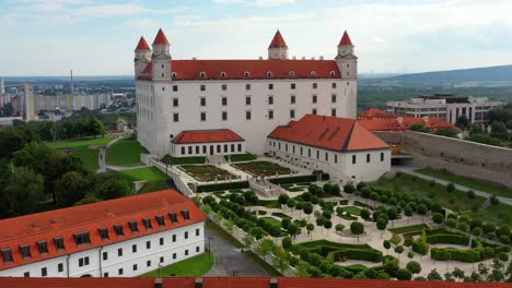 Imágenes-Aéreas-De-Bratislava,-Eslovaquia