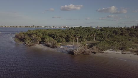 Fort-Myers-Beach-Bowditch-Point-Beach