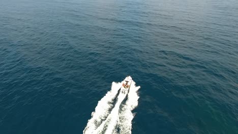 Chasing-a-moving-boat-with-a-drone