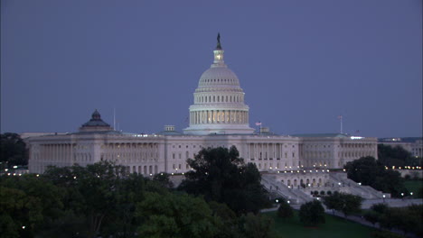 US-Kapitol-Bei-Nacht,-Hoher-Winkel,-Washington,-D.C